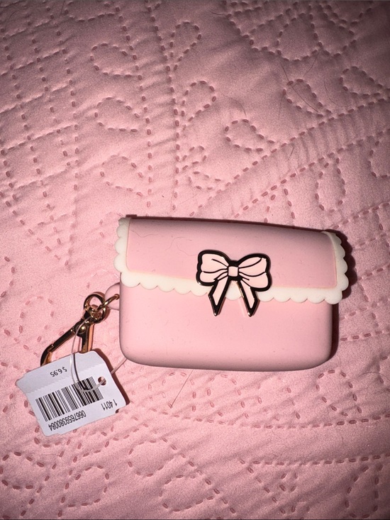 Bath & Body Works Accessories - Bath & Body Works Pink Silicone Bow Key & Card Pouch with Gold Clasp